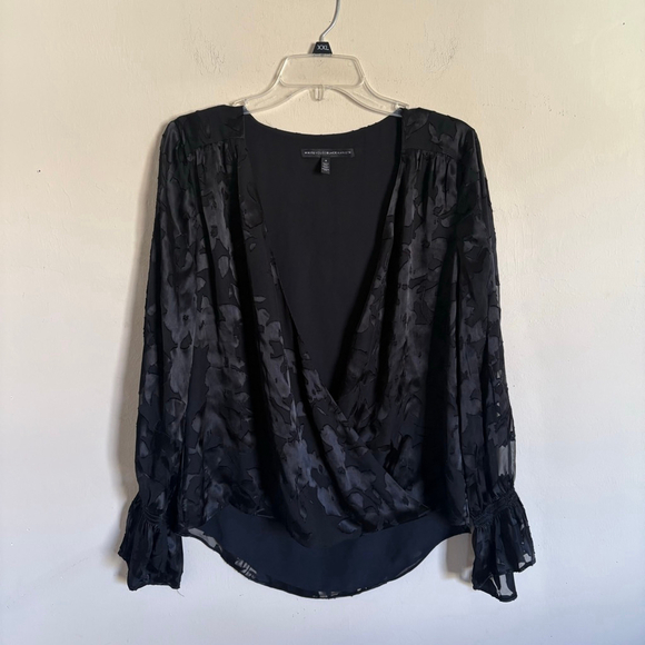 Women's White House Black Market Black Floral Silk Burnout Blouse Size 8 - Picture 4 of 13